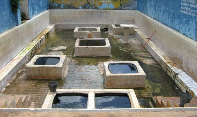 Hot springs Tricomalee